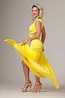 Laura Keller exibe curvas em vestido longo: "Chique e sem mostrar o ...
