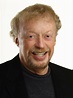 Phil Knight: Net worth, House, Car, Salary, Wife & Family - 2018 Muzul