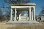 Memphis Flyer | The Trimble Monument in Forest Hill Cemetery