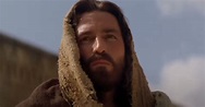 Ele completou 54 anos: Veja como está o ator que interpretou Jesus ...