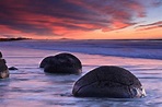 Las piedras de la Playa Koekohe en Nueva Zelanda ¡Una belleza! | El ...