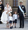 Em imagens: Príncipes Carl Philip e Sofia da Suécia batizam o filho ...