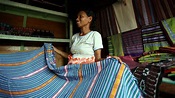 Traditional Tais weaving technique in Timor-Leste - CGTN