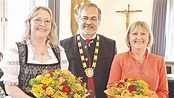 Maria Reitinger und Susanne Dichtl vertreten den Bürgermeister