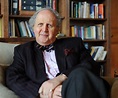 Alexander McCall Smith Biography - Childhood, Life Achievements & Timeline