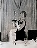 Helen Hayes Oscar 1932 | Best actress oscar, Helen hayes, Oscar winners