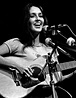 Il y a 30 ans, Joan Baez donnait un concert exceptionnel à Bratislava ...