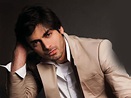 Fawad Afzal Khan Biography, HD Pictures, Age, Height, Education, Family ...