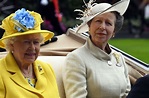 La regina Elisabetta e la principessa Anna: uno strano rapporto madre e ...