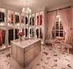15 Elegant Luxury Walk-In Closet Ideas To Store Your Clothes In That ...