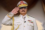 Quem é Khalifa Haftar, líder do Exército Nacional Líbio? - 07/04/2019 ...