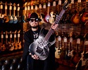 Reunited: Dave Navarro's 'Nothing's Shocking' Ibanez Guitar | GC Riffs