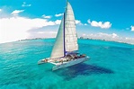 Tour privado a Isla Mujeres en catamarán para hasta 100 personas en Sea ...