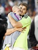 Iker Casillas y su hijo Martín celebrando la décima Champions del ...