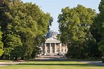 Royal Palace De Laeken En Bruselas, Bélgica Imagen de archivo - Imagen ...