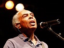 Gilberto Gil Biographie : naissance, parcours, famille… 📔 - Nostalgie.fr