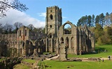 Discover Quintessential England at Fountains Abbey, North Yorkshire ...