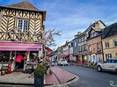 Dorp Beaumont-en-Auge bezienswaardigheden (Normandië)