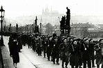 Februar 1948: Die Kommunisten ergreifen die Macht | Radio Prague ...