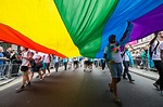 Dia Internacional do Orgulho LGBT fecha um mês de luta e fervo | CLAUDIA