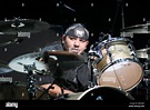 Schlagzeuger Ringo Garza wird gezeigt auf der Bühne während einer "live ...