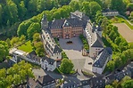 Bad Berleburg von oben - Das Schloss Berleburg in Bad Berleburg im ...