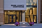 Wells Concrete Divide County Courthouse Glass Entrance Design | Wells
