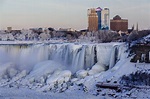 Best Time to Visit Niagara Falls [Weather, Boat Tour, Crowds]