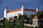 File:Bratislava, Hrad, Slovensko.jpg - Wikimedia Commons
