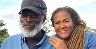 John Amos' Daughter Shannon Celebrates 55th Birthday while Posing in ...