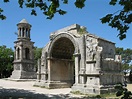 Visiter Saint-Rémy-de-Provence : Top 5 des lieux à découvrir absolument ...