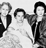 Vivien Leigh with her mother Gertrude, her daughter Suzanne & her first ...