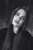 Angelina Jolie When She Was In High School. | Angelina jolie, Ritratti ...