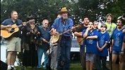 Pete Seeger 2011 "God's Counting on Me, God's Counting on You" - YouTube