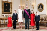 New Official Photos of Their Majesties King Philippe and Queen Mathilde ...