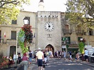 The Sommières Market - The South Of France