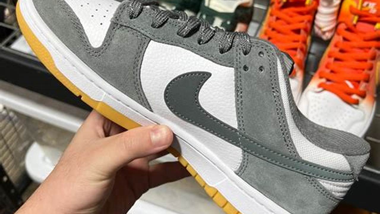 2024 Dunk Low 'Smoke Grey Gum'