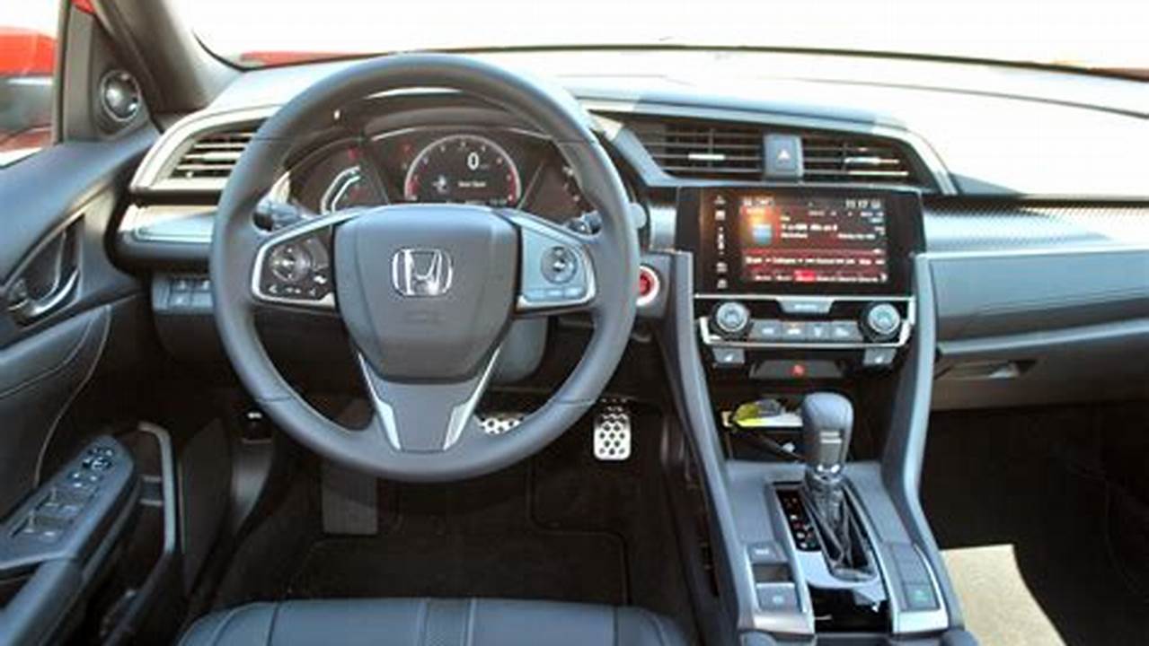 2024 Honda Civic Sport Touring Interior