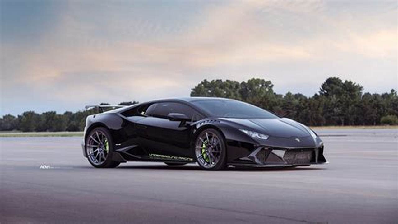 2024 Lamborghini Huracan Black