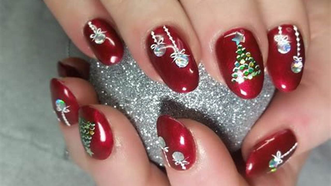 77 Fun &amp;Amp; Festive Christmas Nails To Copy In 2024., 2024