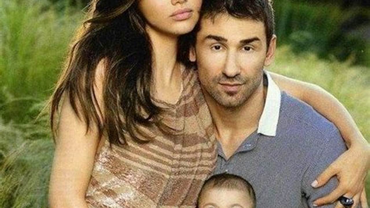 Adriana Lima Family Pictures