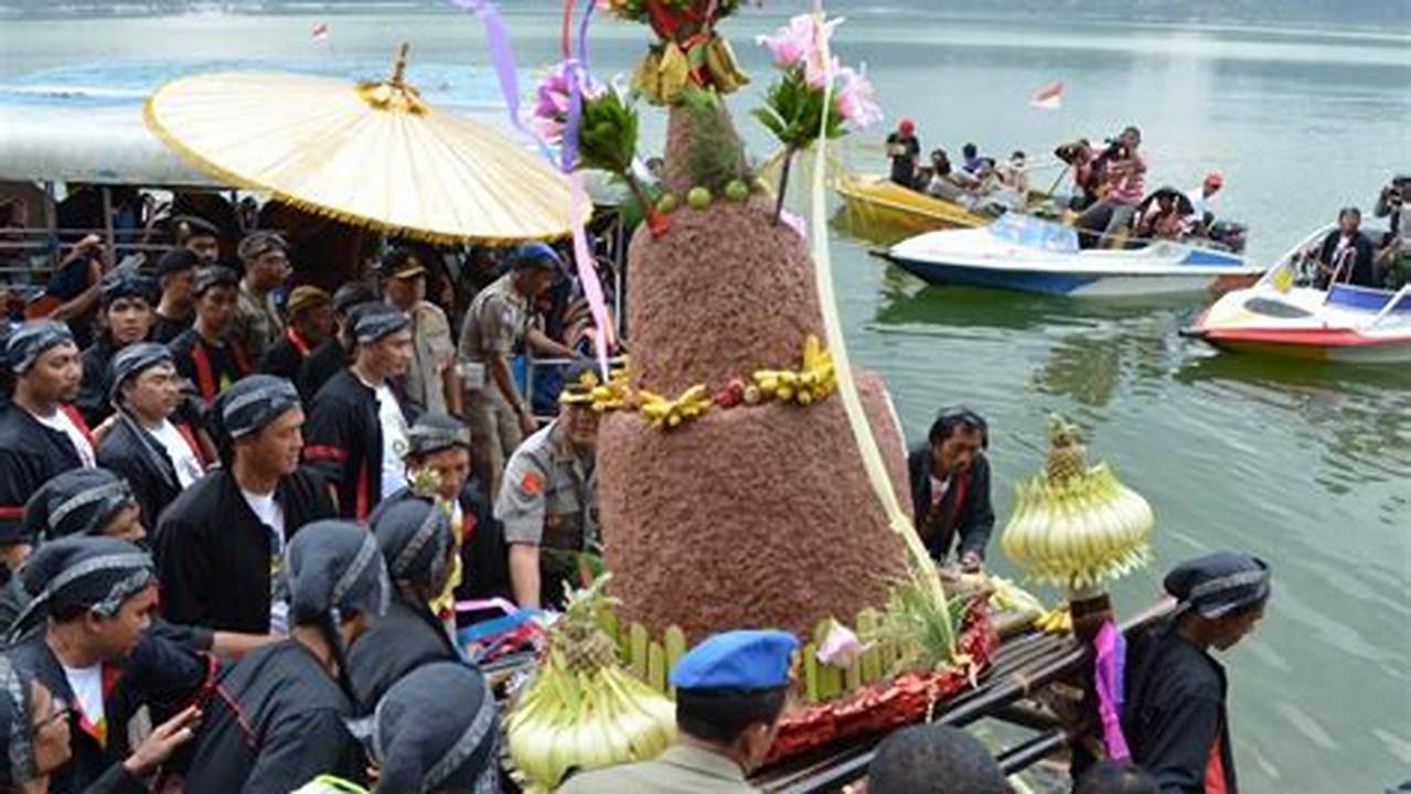 Budaya Dan Tradisi Unik Masyarakat Danau Hume