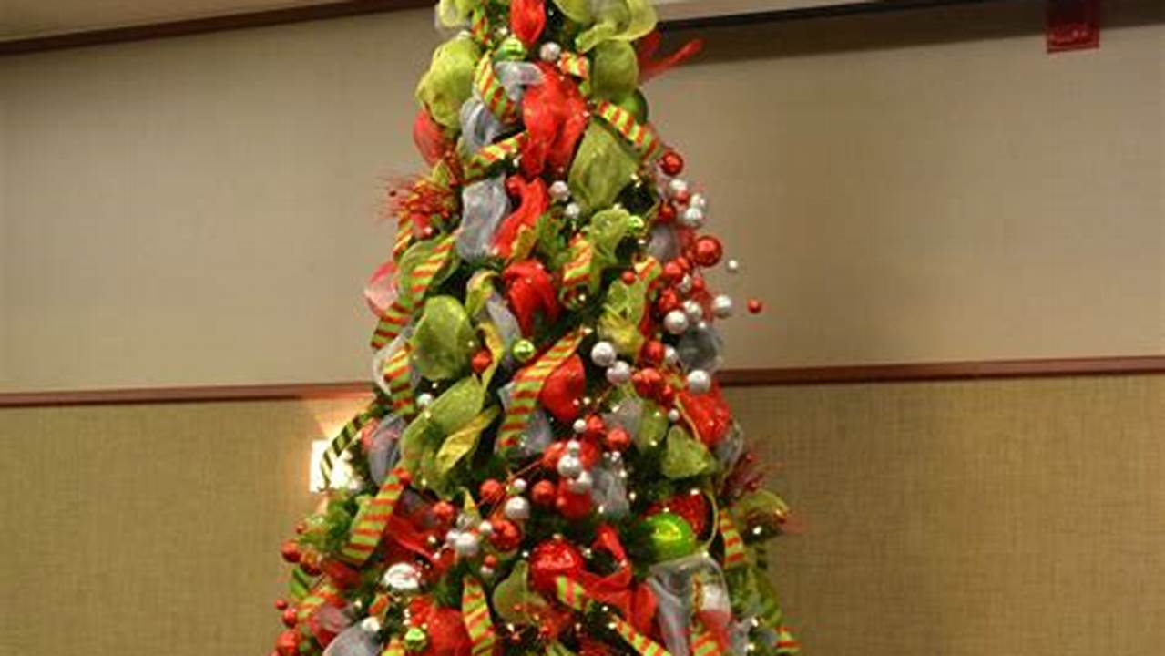 Christmas Tree Ribbon Ideas 2024