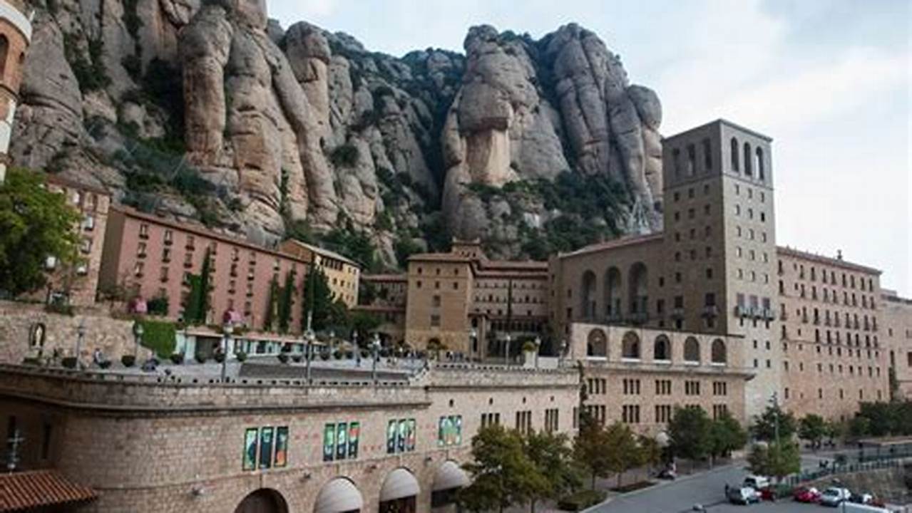 Day Trips To Montserrat From Barcelona