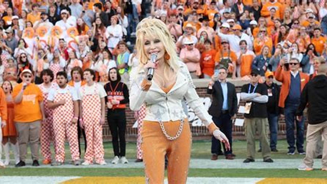 Dolly Parton Wears Cowboys Cheerleader Outfit