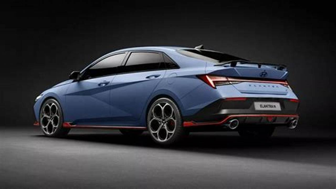 Elantra Hatchback 2024