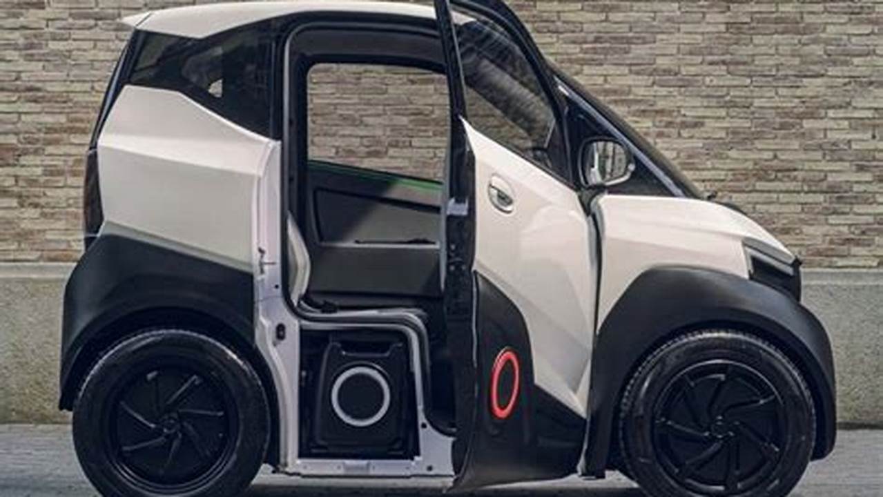 Electric Vehicle With Removable Battery