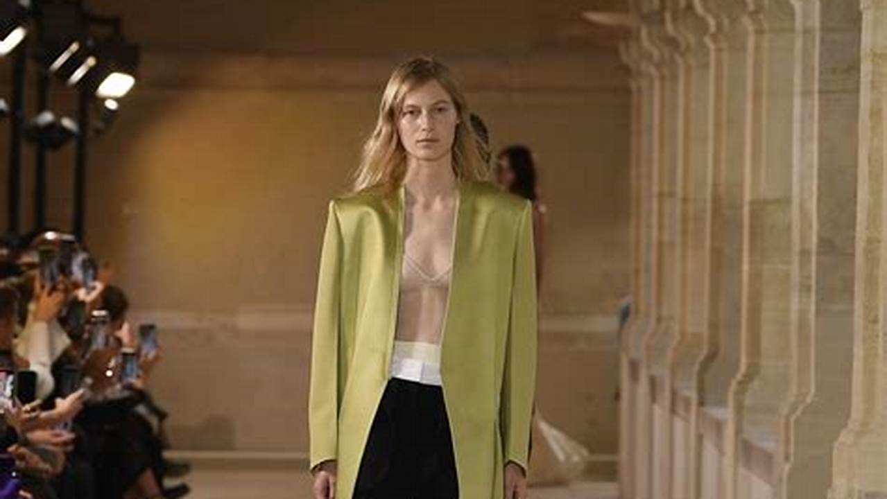 For Instance, Minimalist Pieces Rocked The Autumn/Winter 2023 Catwalk., 2024