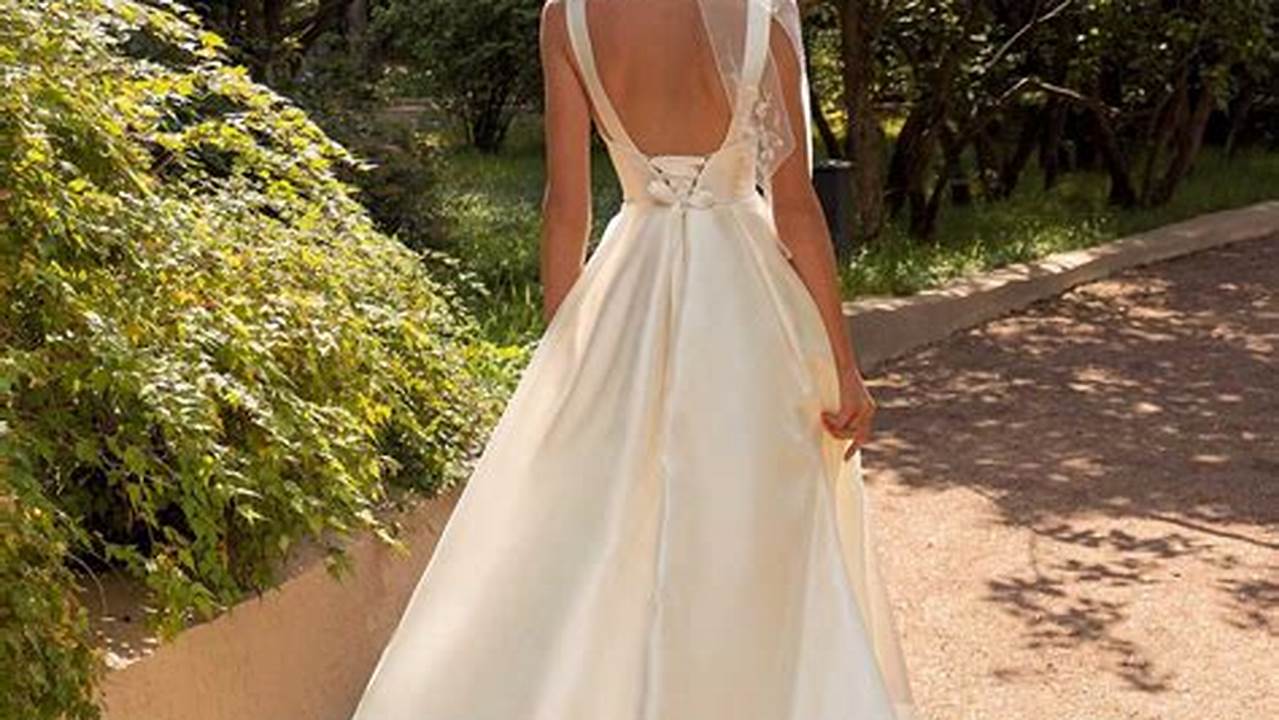 wedding dress with pockets