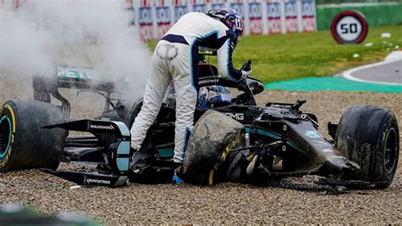 George Russell Valtteri Bottas Accident